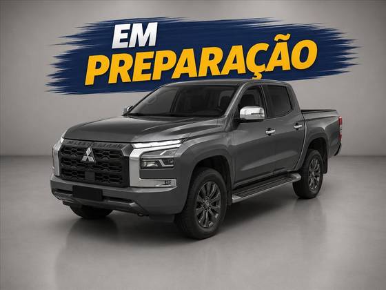 MITSUBISHI L200 TRITON 2.4 16V TURBO DIESEL SPORT HPE CD 4P 4X4 AUTOMÁTICO MITSUBISHI L200 TRITON 2.4 16V TURBO DIESEL SPORT HPE CD 4P 4X4 AUTOMÁTICO